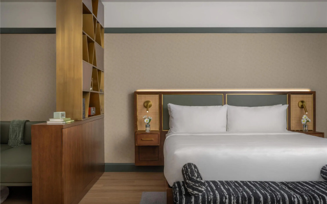 Double Suite