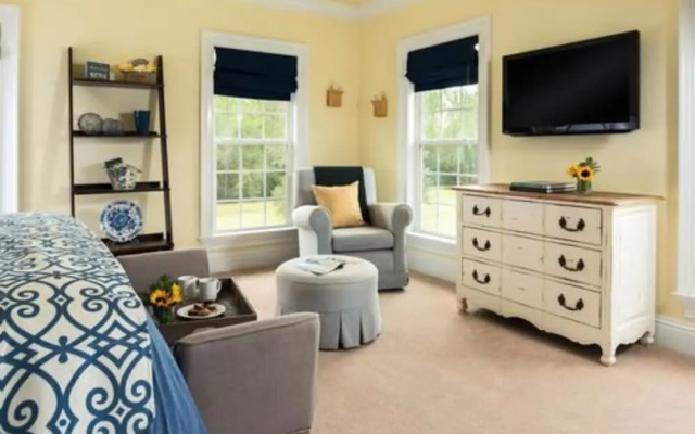 Luxury Double room with pool view