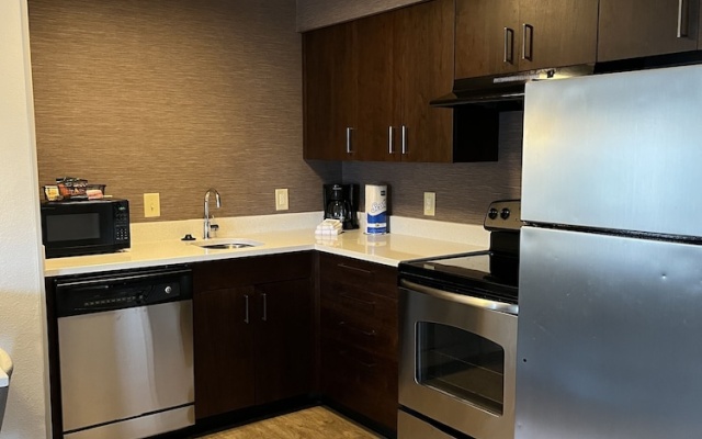 1 Bedroom Suite
