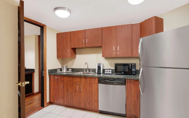 1 Bedroom Presidential Double Suite