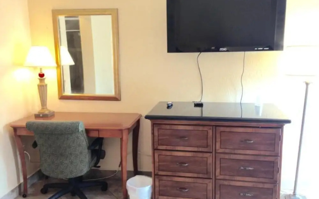 Economy room