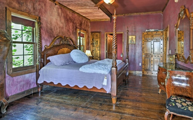 3 Bedrooms Villa with balcony