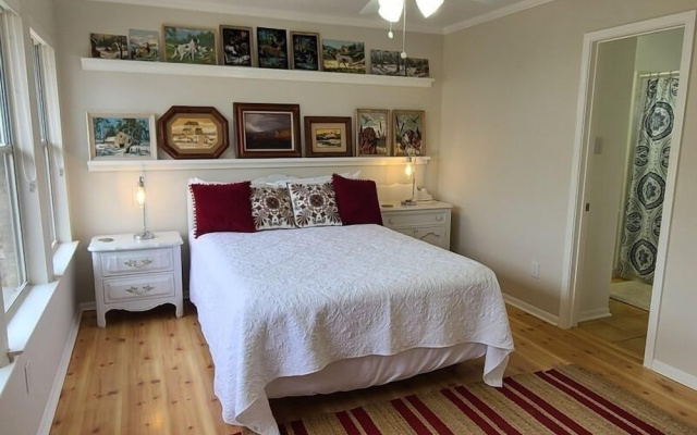 3 Bedrooms Family Cottage with view