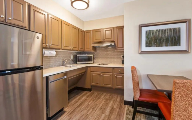 2 Bedrooms Suite