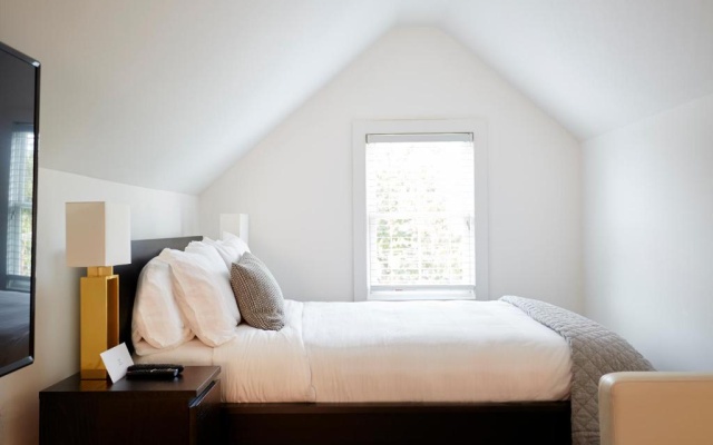 Deluxe Junior Suite