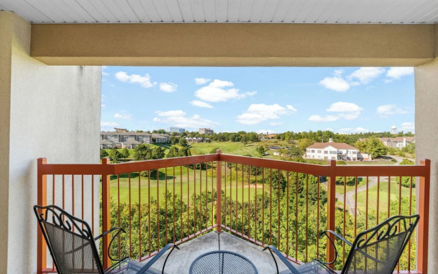 2 Bedrooms Deluxe Penthouse room with balcony