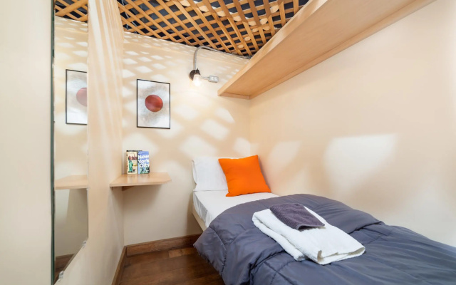 Bed in Dorm