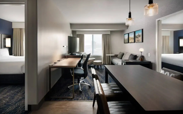 2 Bedrooms Double Suite