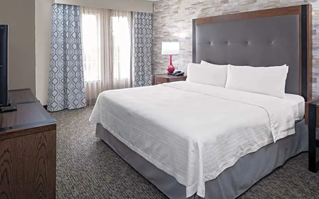 2 Bedrooms Sextuple Suite