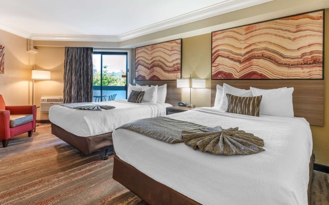 Quadruple Suite with balcony
