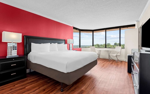 2 Bedrooms Quadruple Suite with river view