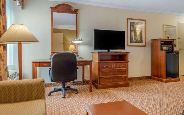 Double Suite