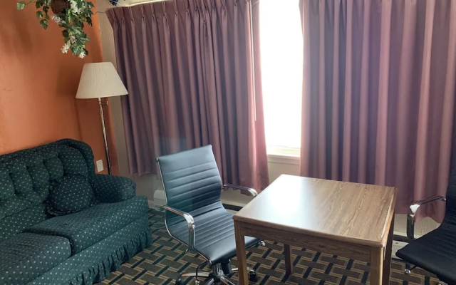Standard Quadruple room with view