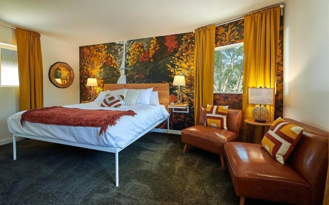 Standard Studio
