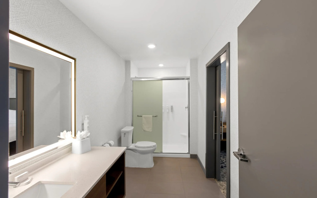 1 Bedroom Quadruple Suite