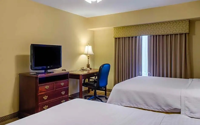 2 Bedrooms Sextuple Suite
