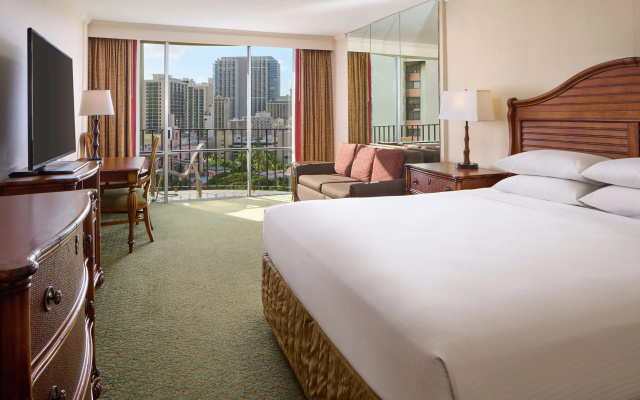 Double room with partial ocean view