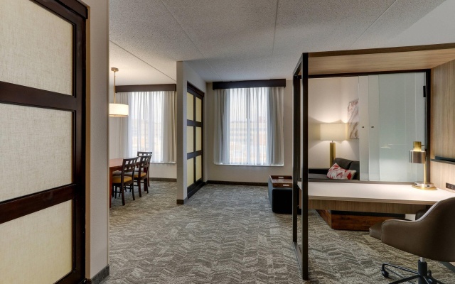 1 Bedroom Double Suite