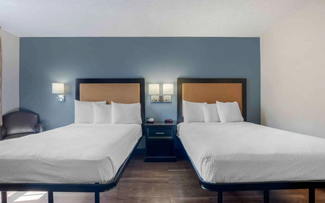 Quadruple Suite