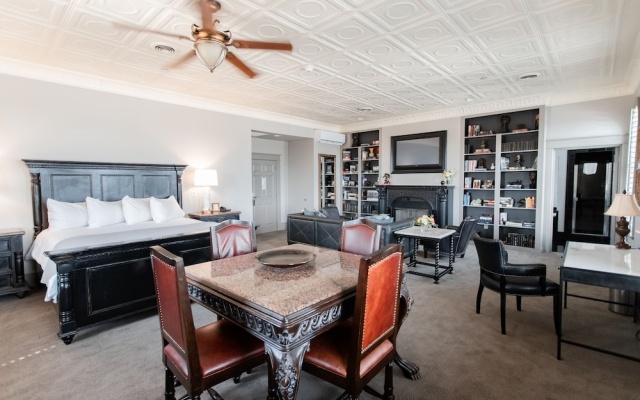 Presidential Suite