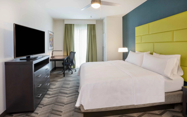 2 Bedrooms Suite
