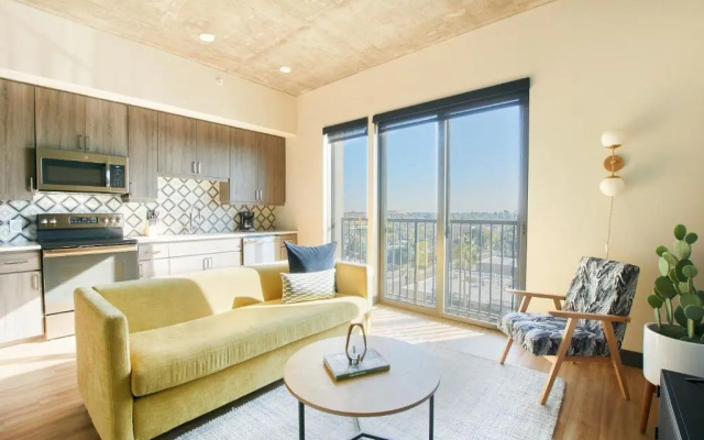 Apartment with balcony