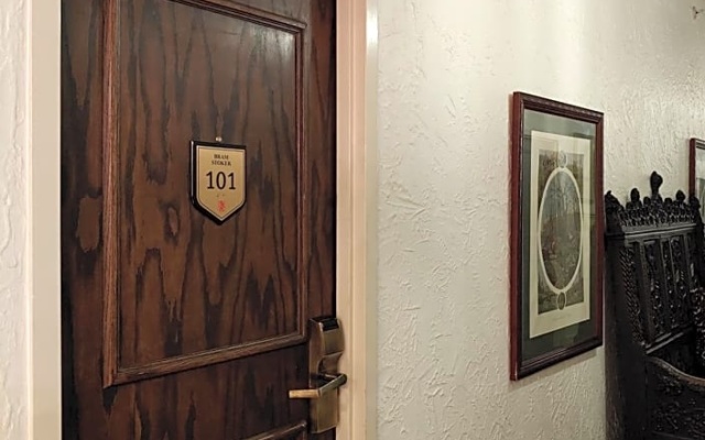 Double Suite