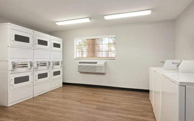 2 Bedrooms Suite