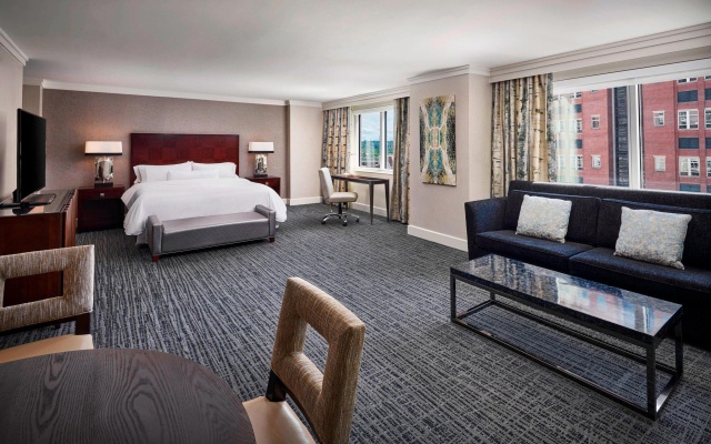 1 Bedroom Deluxe Double Suite