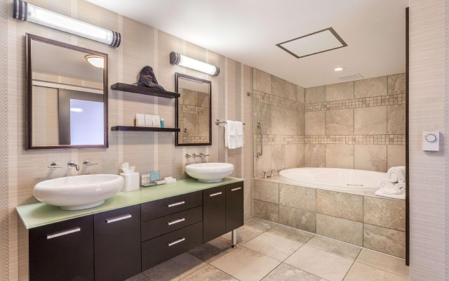 Double Suite