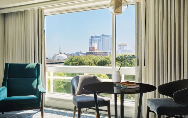 1 Bedroom Suite