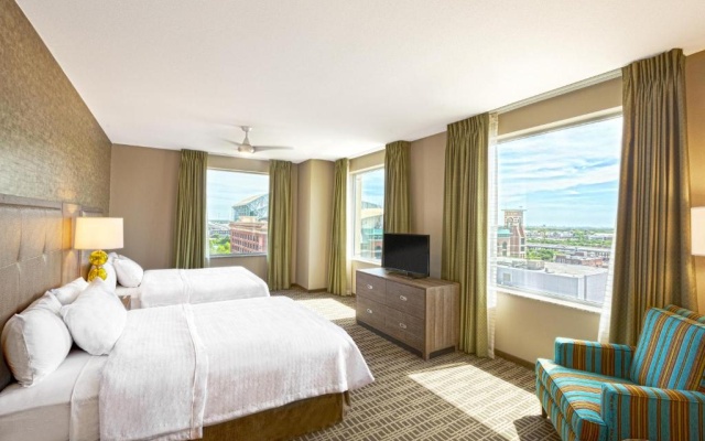 Quadruple Suite