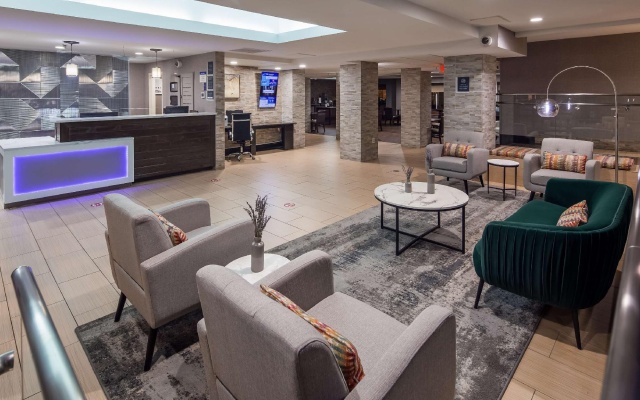 Suite with balcony