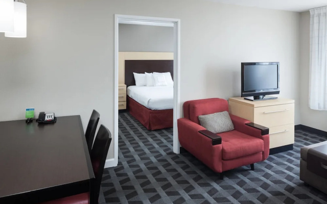 1 Bedroom Suite