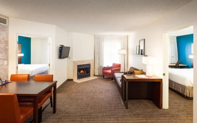 2 Bedrooms Double Suite