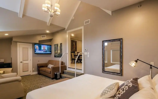 Double Duplex Suite