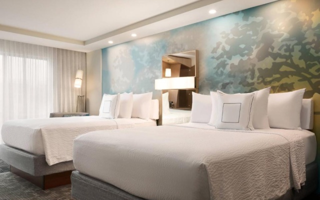 Standard Double room with city view