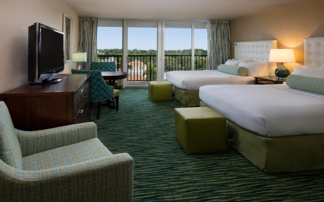 Standard Quadruple room with balcony and with city view