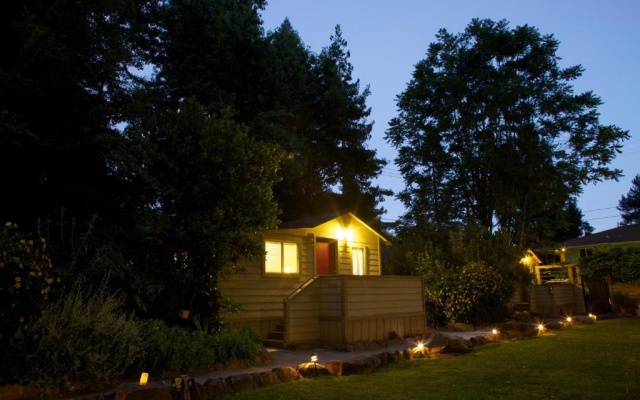 Standard Cottage