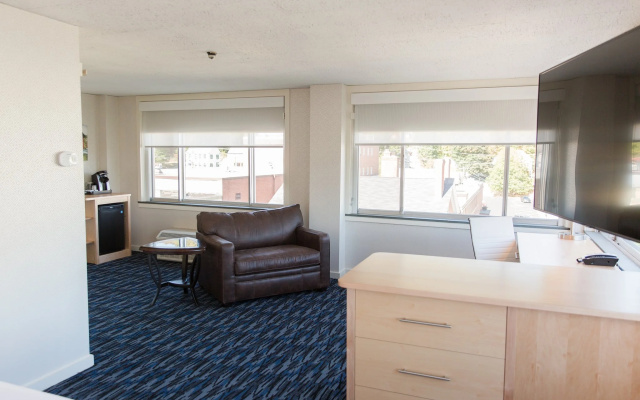 Double Suite