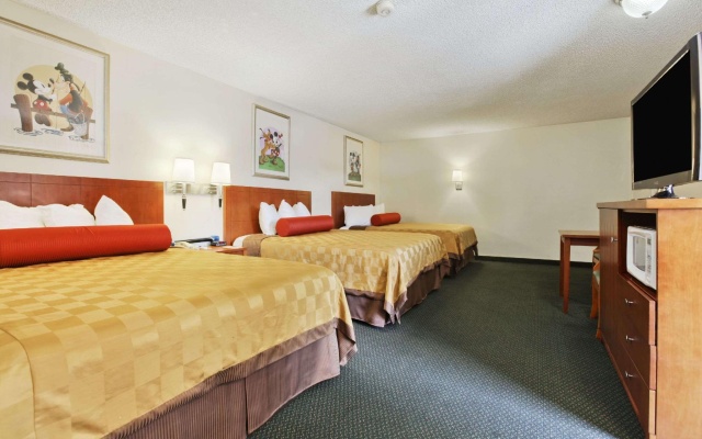 Sextuple Suite