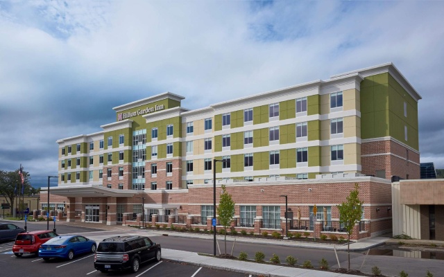 1 Bedroom Single Suite