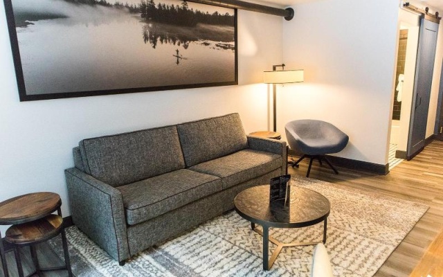 Standard Suite