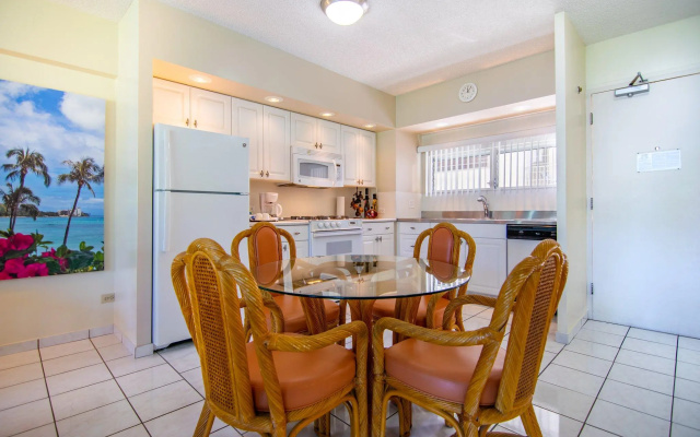 1 Bedroom Standard room with park view