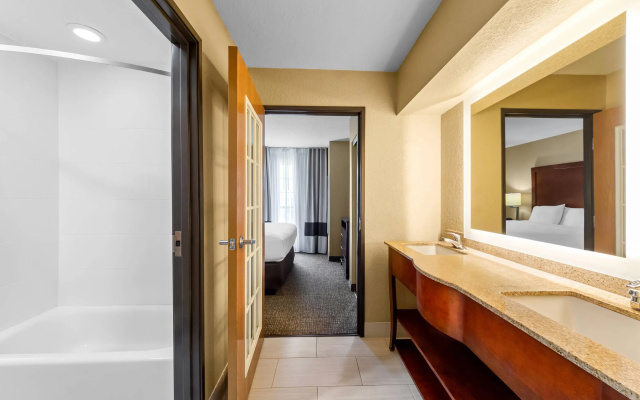Double Suite
