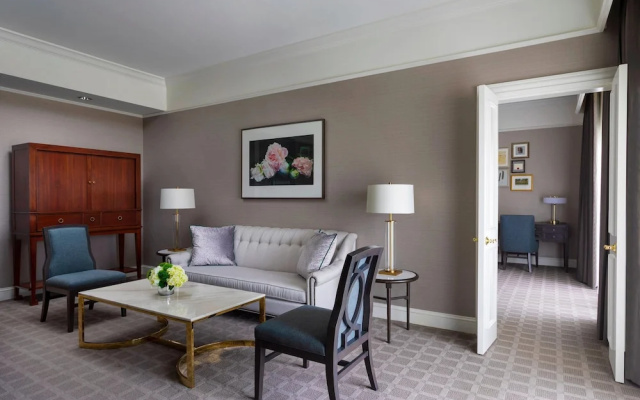 Executive Double room with balcony and with park view