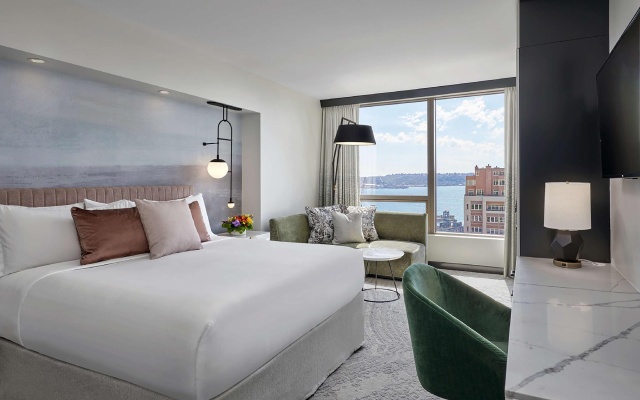 Deluxe Double room with water view