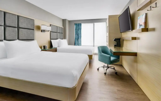 Twin room with balcony