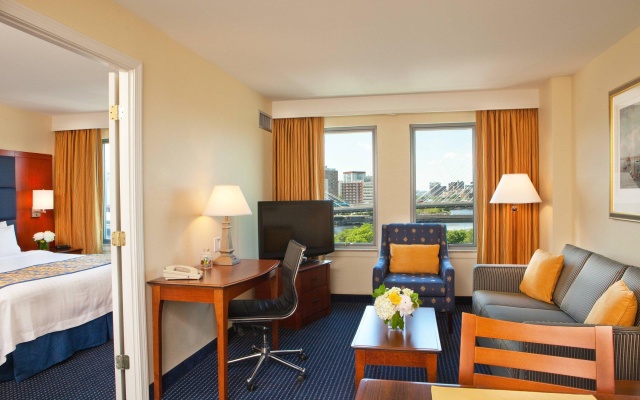 1 Bedroom Double Suite with harbour view