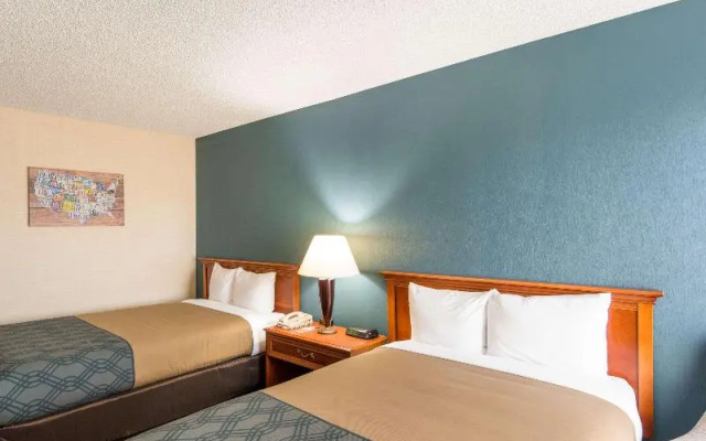 Standard Sextuple room